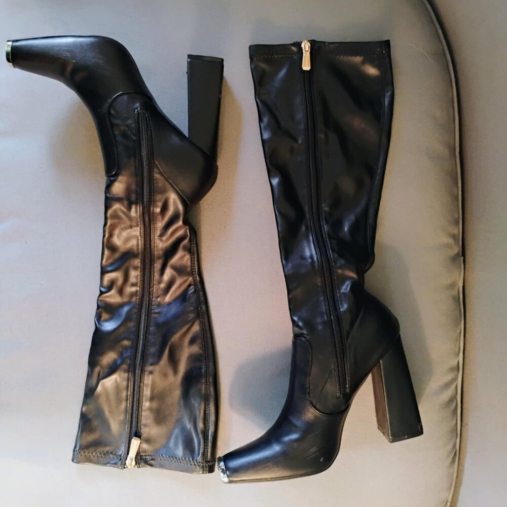 Sergio Todzi black vegan leather zip-up knee boots, size 38